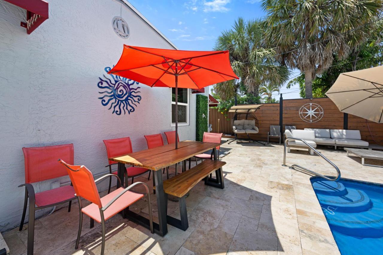 Palms Retreat! Giant Heated Pool-Hottub-Firepit-5Min2Beach-Pets-Ev Chgr Fort Lauderdale Exterior photo